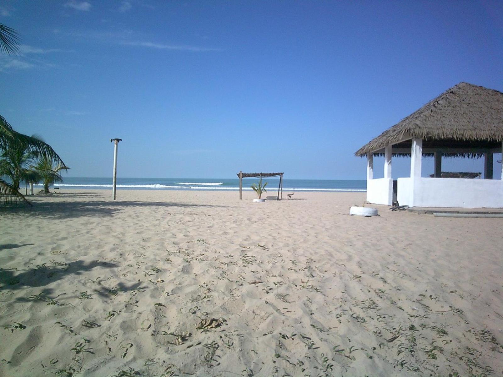 Mangrove Beach Sanyang Exterior foto